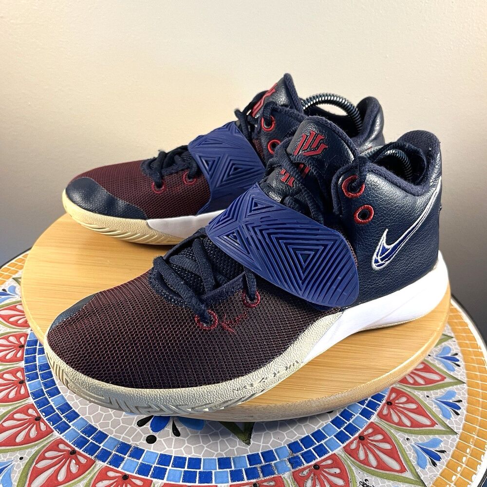 Nike Kyrie Flytrap 3 Mens Sz 8 Obsidian Royal Blue BQ3060-400 Basketball Sneaker